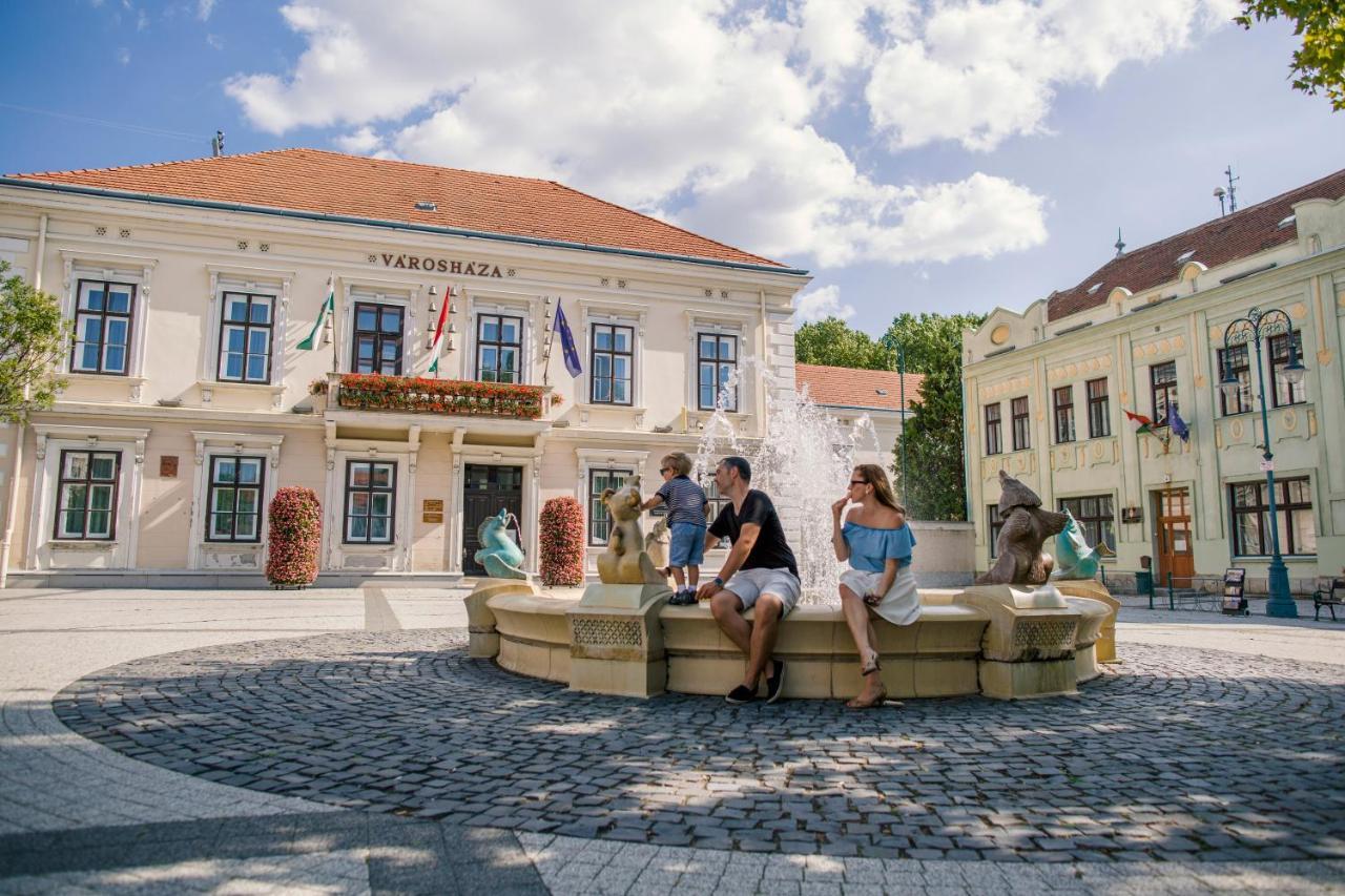 Rubin Relax Apartman Sarvar Bagian luar foto