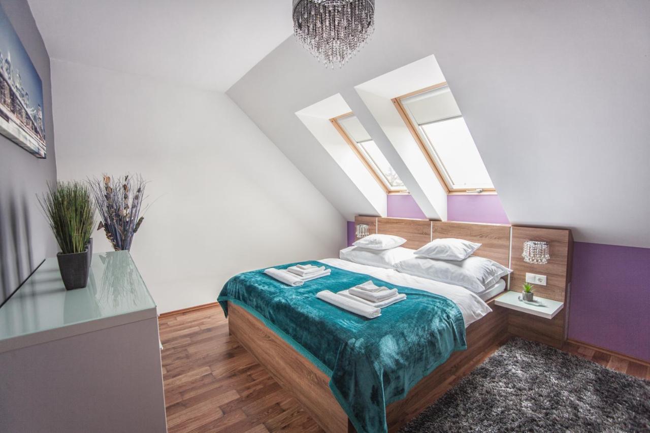 Rubin Relax Apartman Sarvar Bagian luar foto